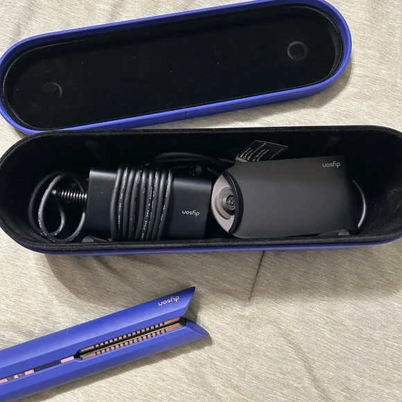 Dyson Corrale Straightener - Picture 7 of 16